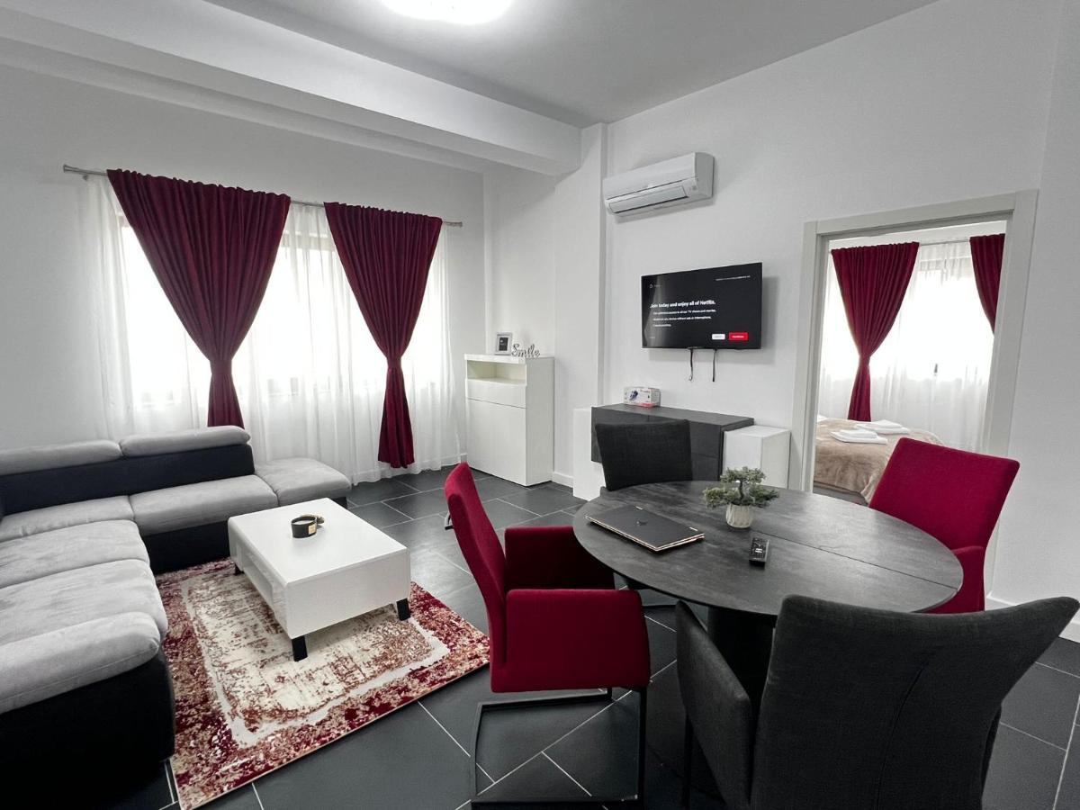 Cozy Aparthotel - Central City Szucsáva Kültér fotó