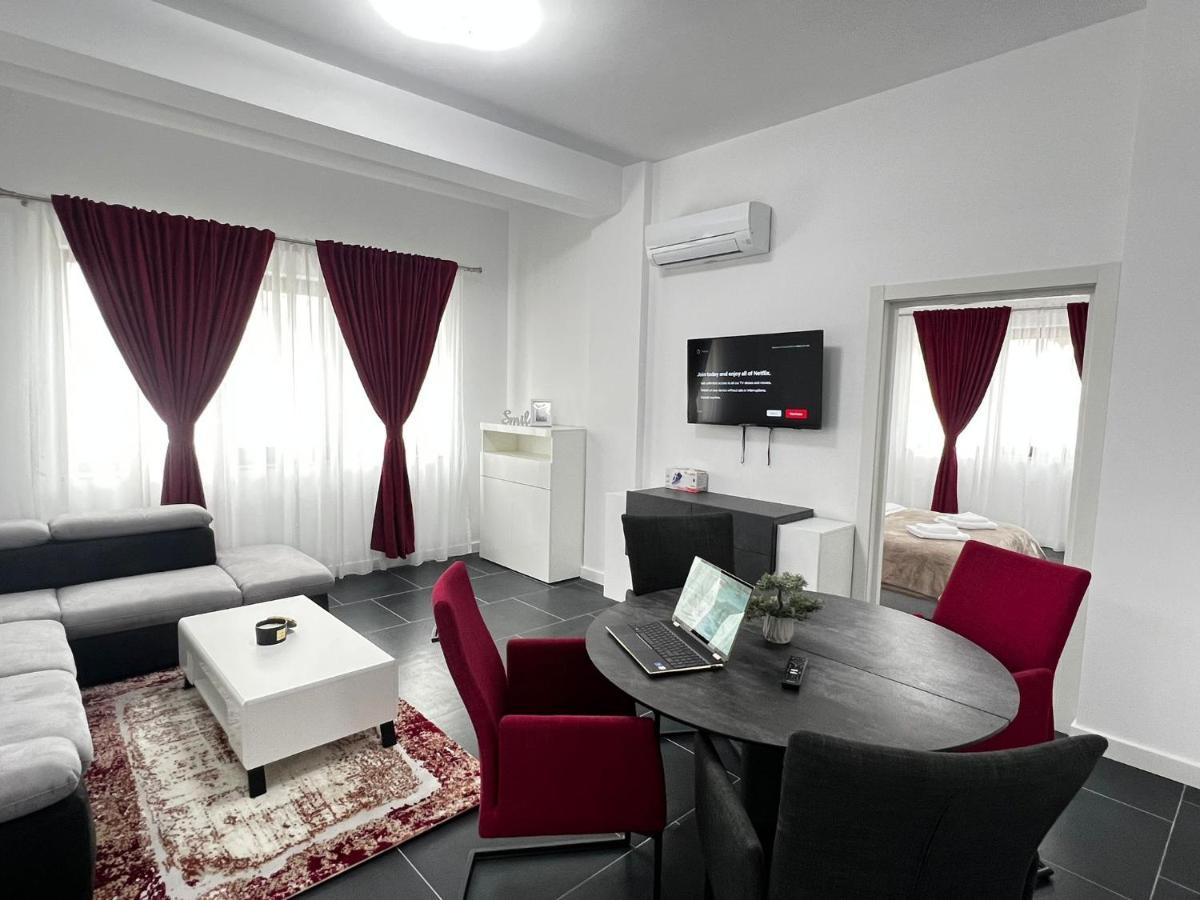 Cozy Aparthotel - Central City Szucsáva Kültér fotó