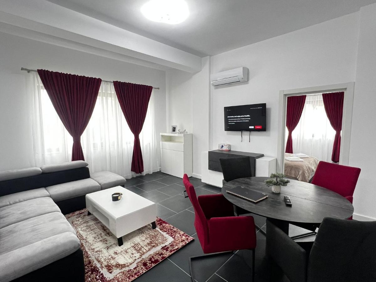 Cozy Aparthotel - Central City Szucsáva Kültér fotó