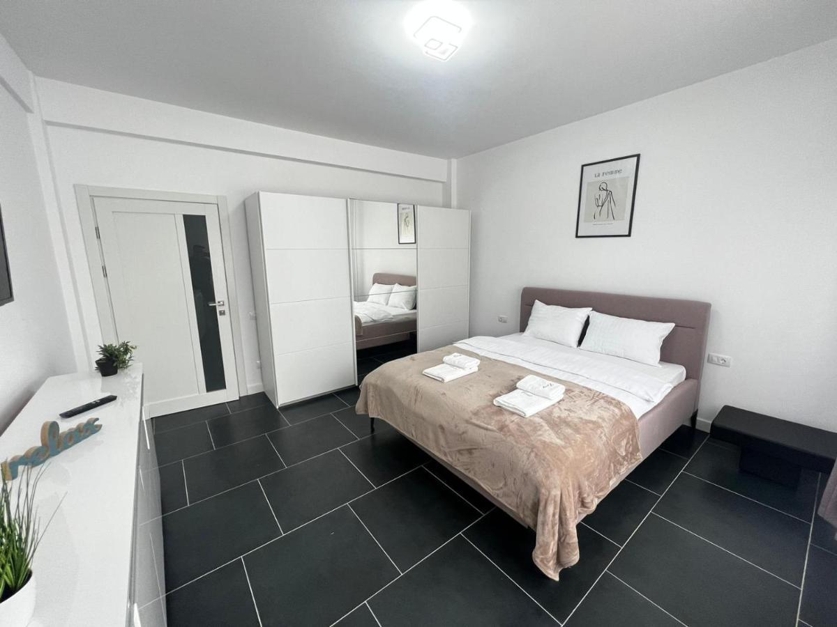 Cozy Aparthotel - Central City Szucsáva Kültér fotó