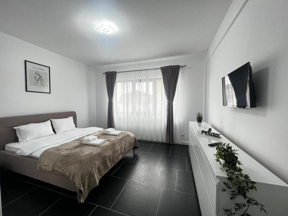 Cozy Aparthotel - Central City Szucsáva Kültér fotó