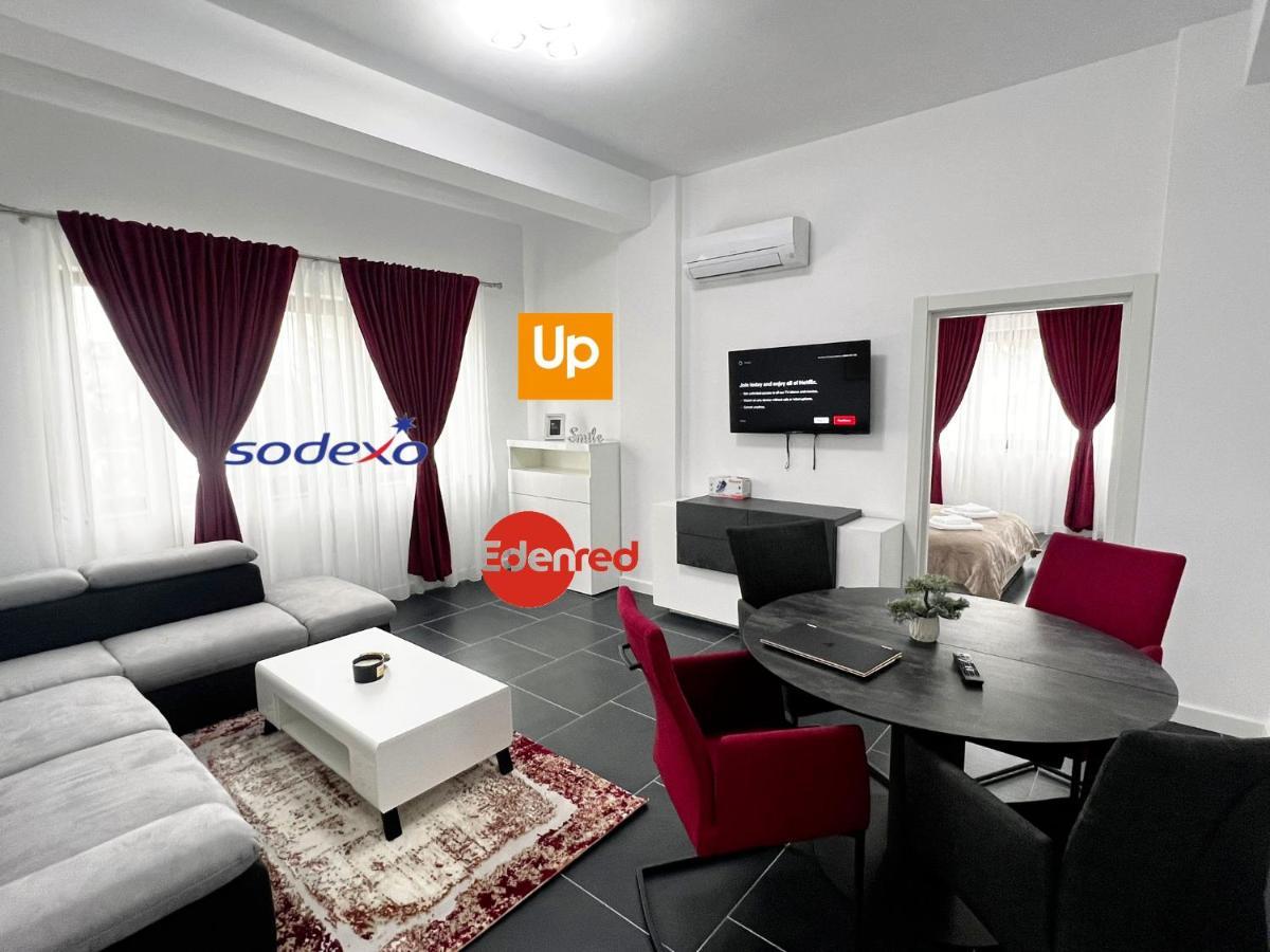 Cozy Aparthotel - Central City Szucsáva Kültér fotó