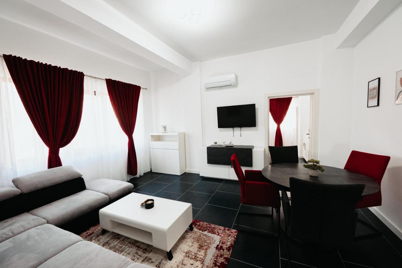 Cozy Aparthotel - Central City Szucsáva Kültér fotó