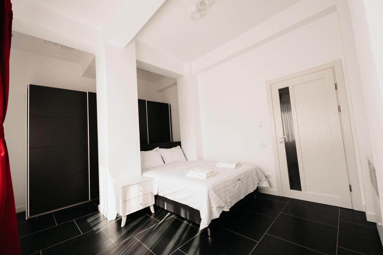 Cozy Aparthotel - Central City Szucsáva Kültér fotó