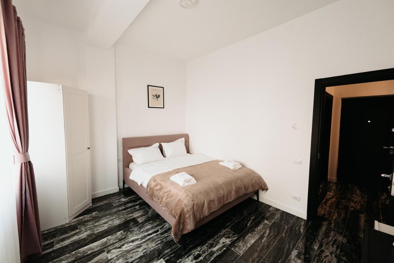 Cozy Aparthotel - Central City Szucsáva Kültér fotó